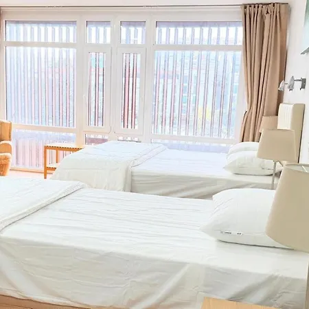 - Comfortable Downtown Stay! *